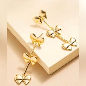 Francesca’s Puffy Bow Station Drop Earrings NWT